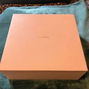 Pandora pink jewelry box